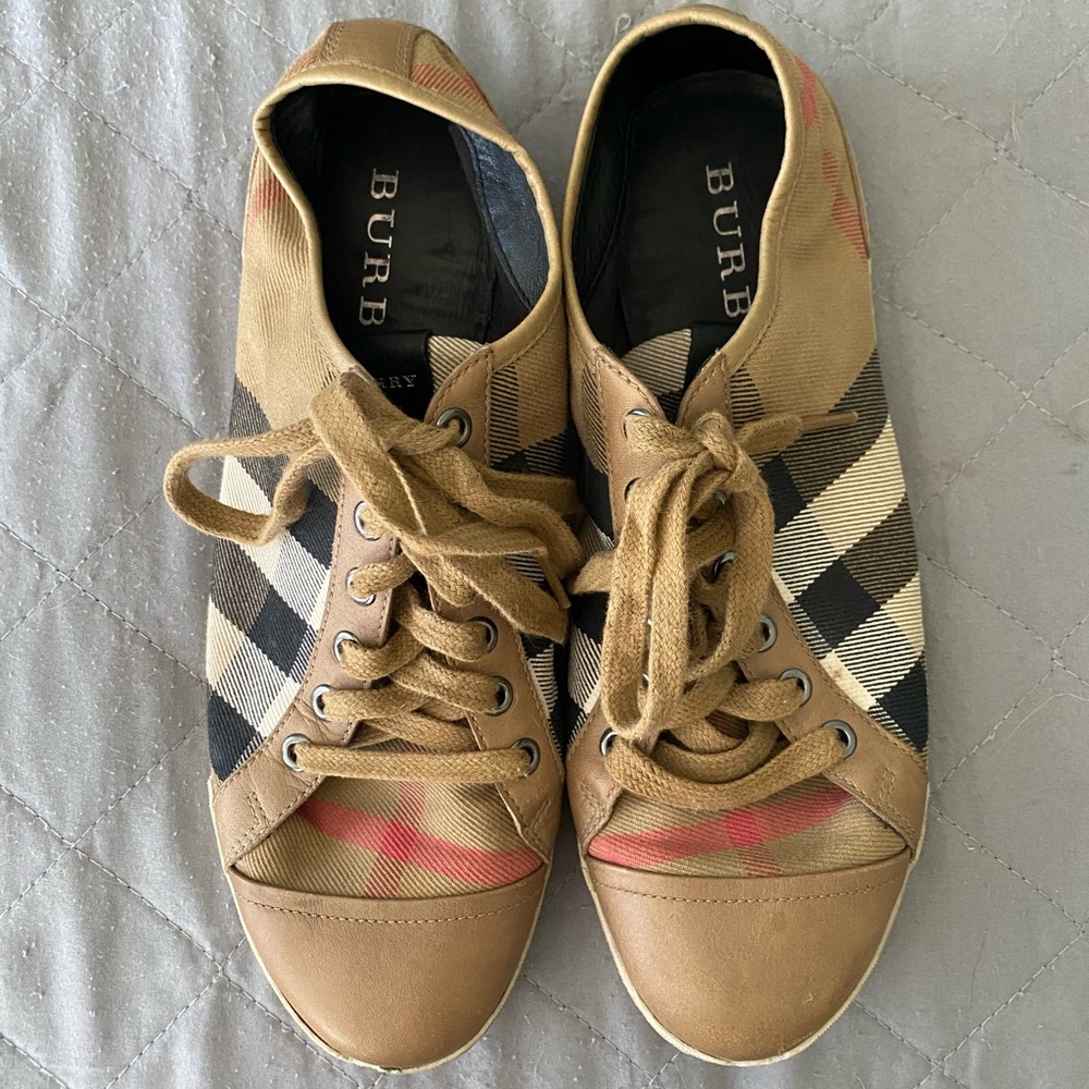 Burberry Sneakers